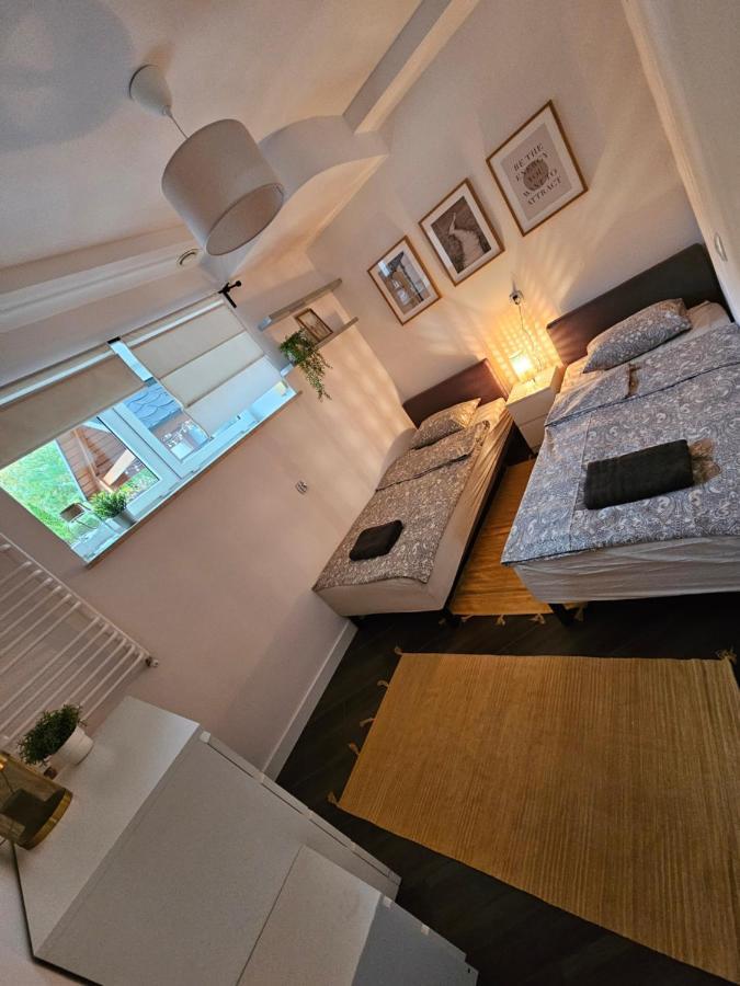 Chelosiowy Apartament Targi Kielce Jaworznia Exterior foto