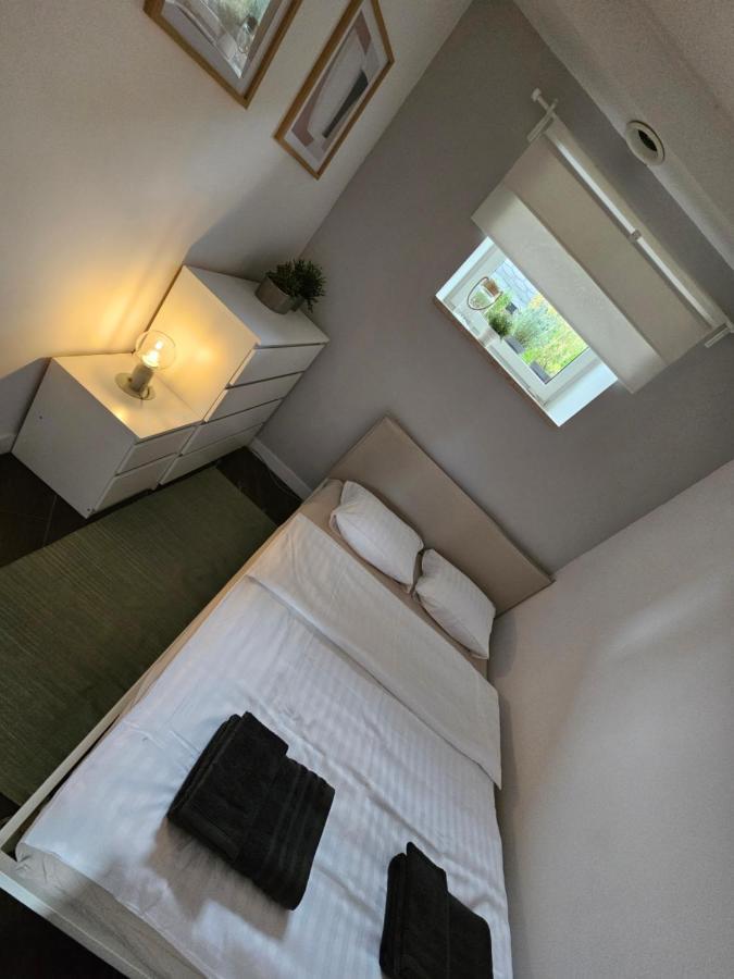 Chelosiowy Apartament Targi Kielce Jaworznia Exterior foto